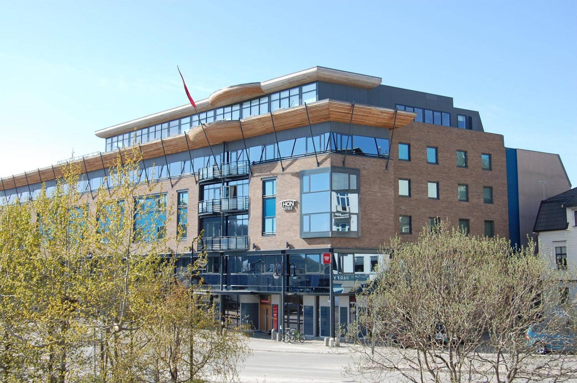 Thon Hotel Harstad Dış mekan fotoğraf